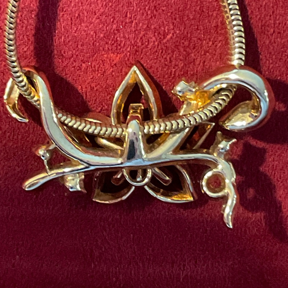 Vintage signed Crown Trifari Alfred Philippe
Necklace w/snake chain. See desc. - Picture 5 of 7